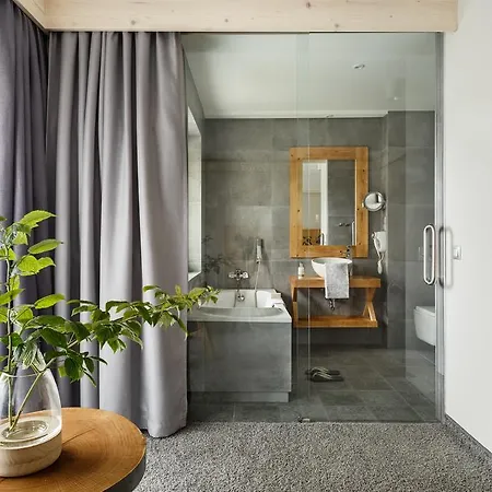 Nova Bed & Breakfast 3*
